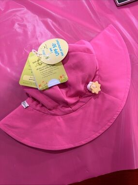 Kids Pink Sun Hat with Star Accent - UPF Protection